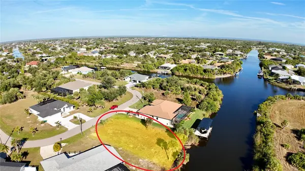 9580 PRESIDENT CIR, Port Charlotte, FL 33981