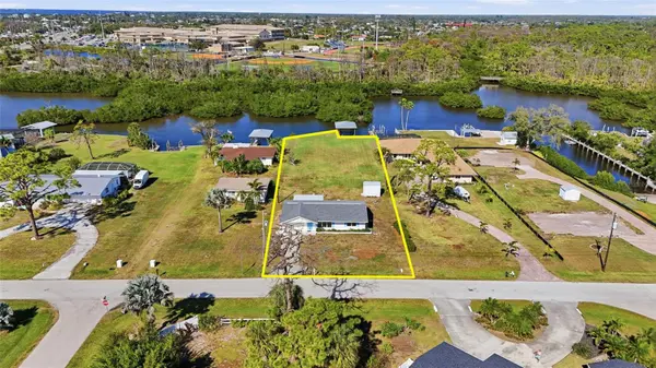 2050 OYSTER CREEK DR, Englewood, FL 34224