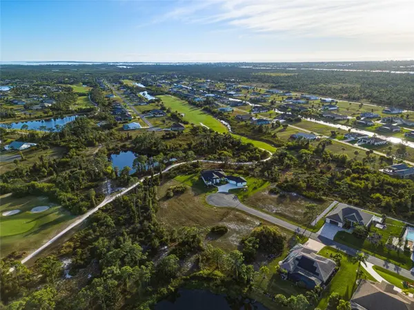 14 PINE VALLEY RD, Rotonda West, FL 33947