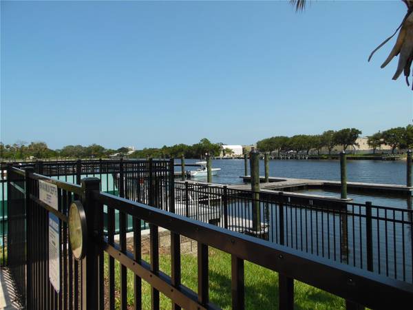 132 DEL PALMA DR, Palm Coast, FL 32137