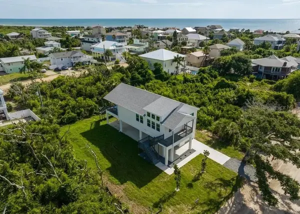 37 ATLANTIC DR, Palm Coast, FL 32137