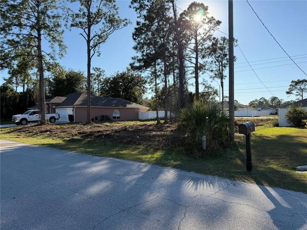 8 SEDERHOLM PATH, Palm Coast, FL 32164