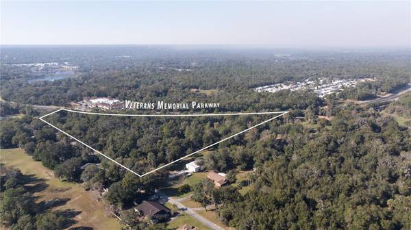 101 VETERANS MEMORIAL Pkwy, Orange City, FL 32763