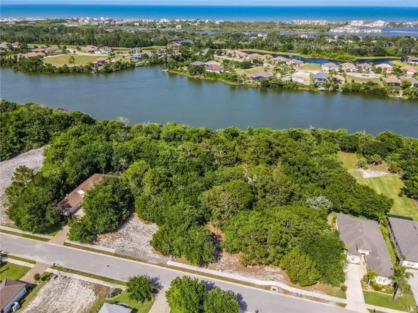 22 N LAKEWALK DR, Palm Coast, FL 32137