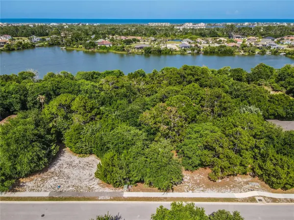 22 N LAKEWALK DR, Palm Coast, FL 32137