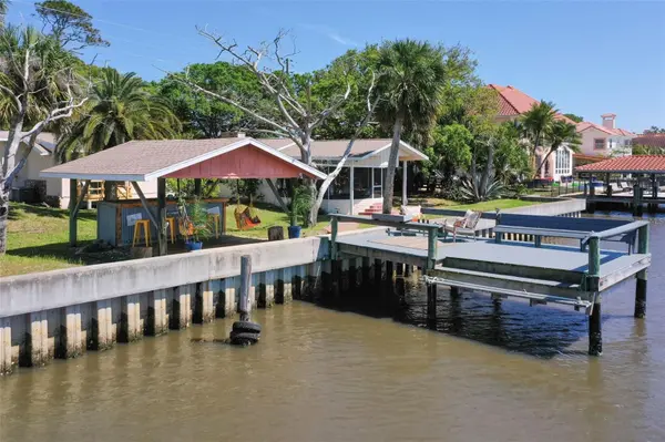 2260 JOHN ANDERSON DR, Ormond Beach, FL 32176