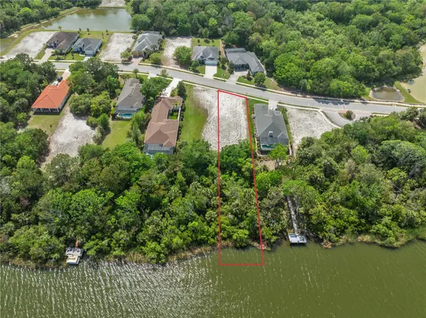 48 N LAKEWALK DR, Palm Coast, FL 32137