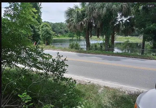 438 HUNTINGTON SHORTCUT RD, Pomona Park, FL 32181
