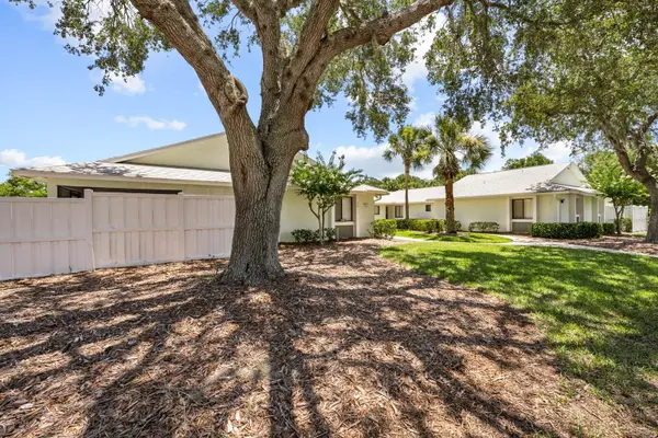 39 LAKE FOREST PL, Palm Coast, FL 32137