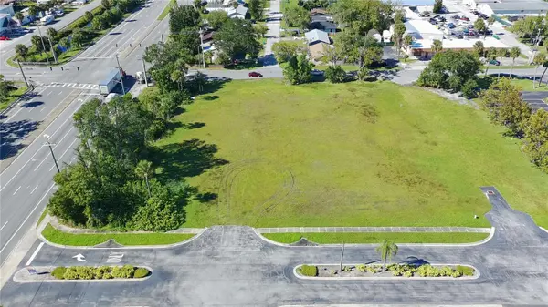 945 6TH ST, Daytona Beach, FL 32117