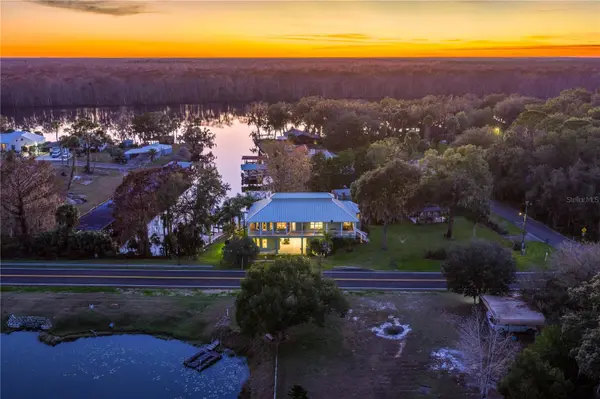 301 SARATOGA DR, Satsuma, FL 32189