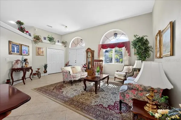 28 FANSHAWE LN, Palm Coast, FL 32137