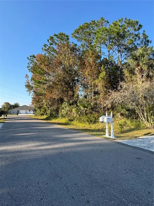 30 PONY EXPRESS DR, Palm Coast, FL 32164