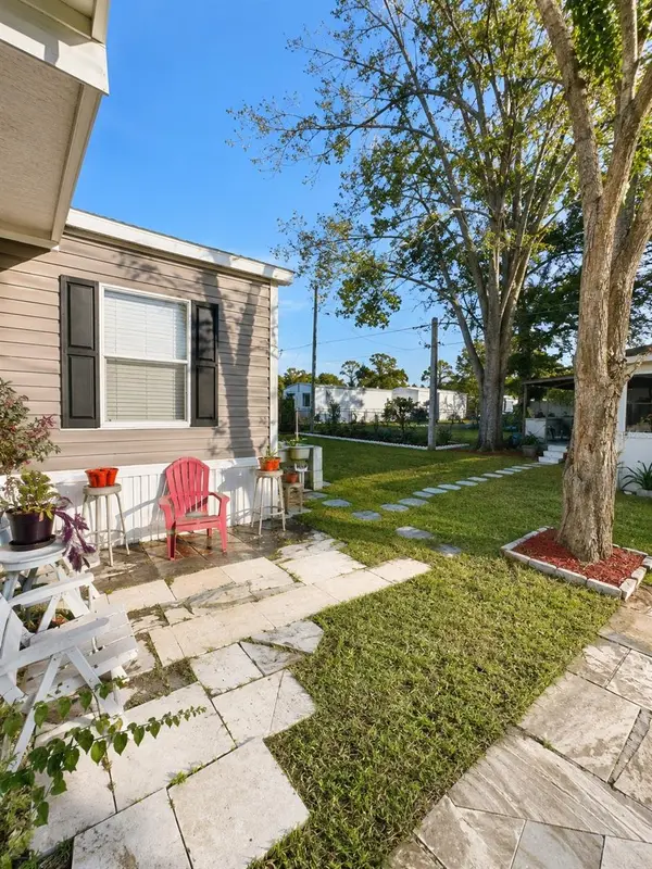 1111 AVENUE G, Ormond Beach, FL 32174