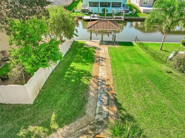 2 CHER CT, Palm Coast, FL 32137