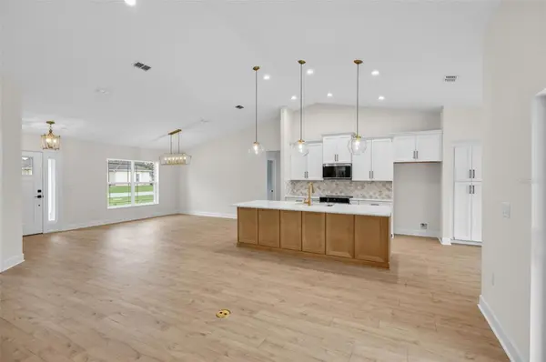 22 ERIC DR, Palm Coast, FL 32164