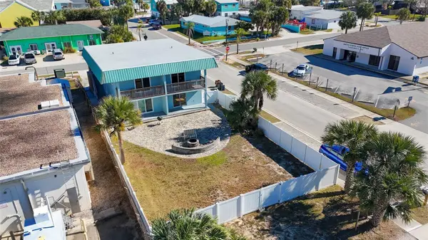 212 S DAYTONA AVE #1, Flagler Beach, FL 32136