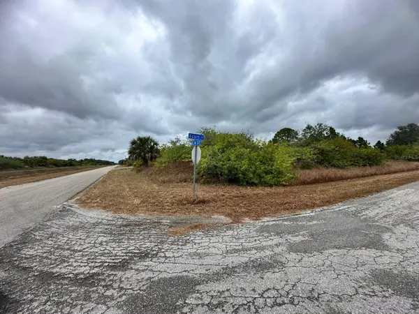 1610 SCOTT AVE, Lehigh Acres, FL 33972