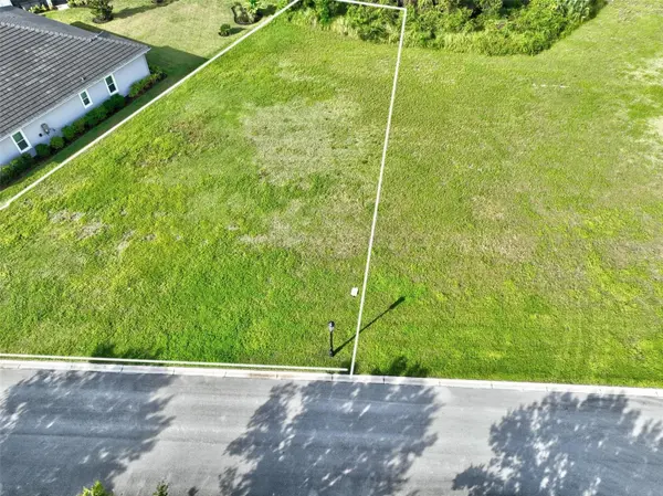 102 MARSH ELDER SQ, Palm Coast, FL 32137