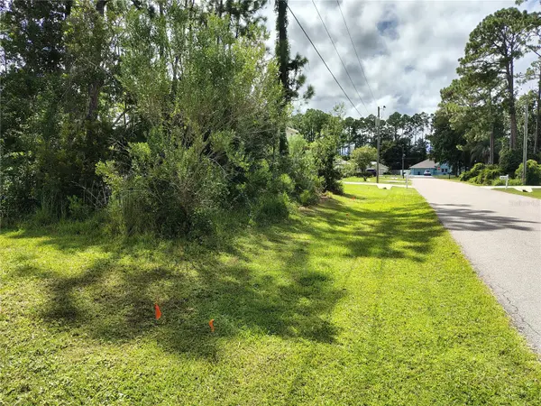 8 RYDING LN, Palm Coast, FL 32164