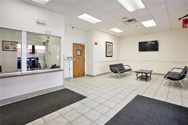 711 W MAIN ST, Leesburg, FL 34748