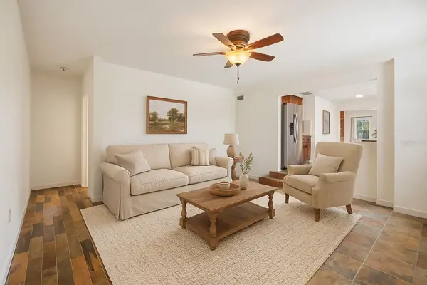 13832 BAY LAKE RD, Groveland, FL 34736
