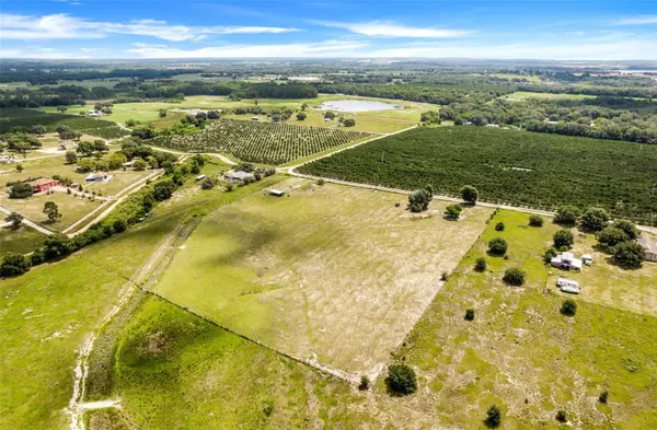 SMITH RD, Groveland, FL 34736