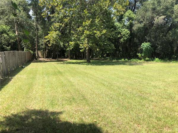136 S COMMERCIAL ST, Coleman, FL 33521