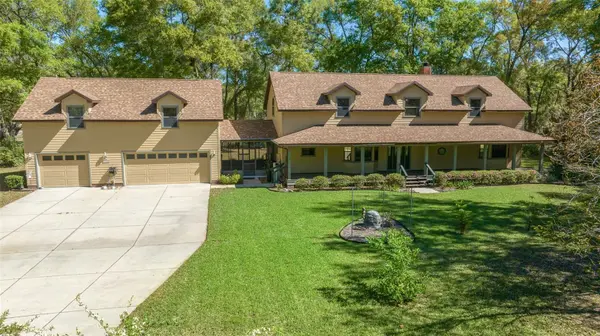 39636 CAROLINA AVE, Lady Lake, FL 32159