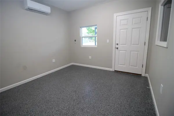 114 W MYERS BLVD, Mascotte, FL 34753