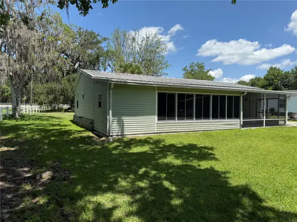 26 CANAL WAY, Lake Panasoffkee, FL 33538