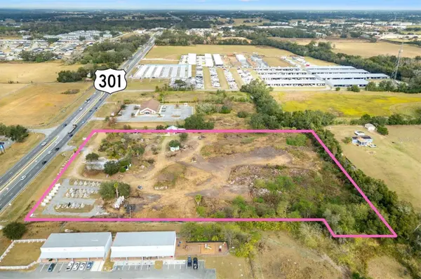 10973 N US HIGHWAY 301, Oxford, FL 34484