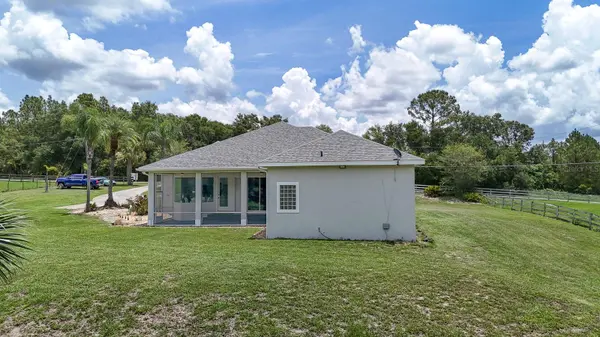 32025 TIMBERLAKE DR, Mount Dora, FL 32757