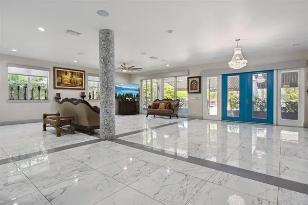 8515 BAY LAKE RD, Groveland, FL 34736