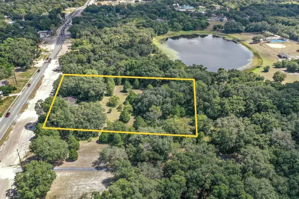 2048 MILLER BLVD, Fruitland Park, FL 34731