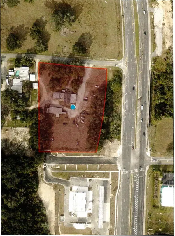 2740 LAKE ELLA RD, Fruitland Park, FL 34731