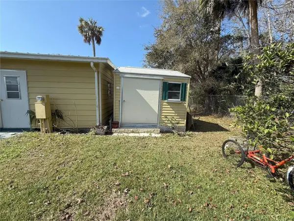 15 WILDERNESS DR, Lake Panasoffkee, FL 33538