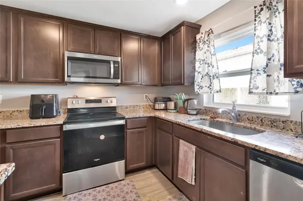 1691 WYNFORD CIR, Tavares, FL 32778