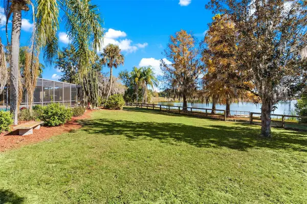 475 GUERRANT ST, Umatilla, FL 32784
