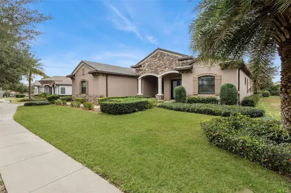 25499 HAWKS RUN LN, Sorrento, FL 32776