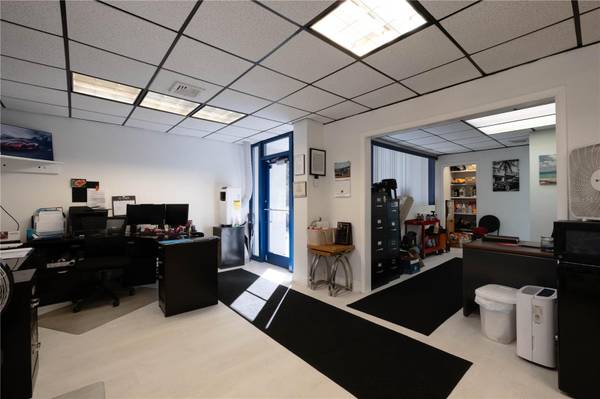 1820 NE 2ND ST, Gainesville, FL 32609