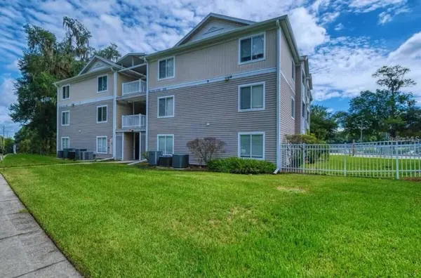4000 SW 23RD ST #4-103, #4, Gainesville, FL 32608