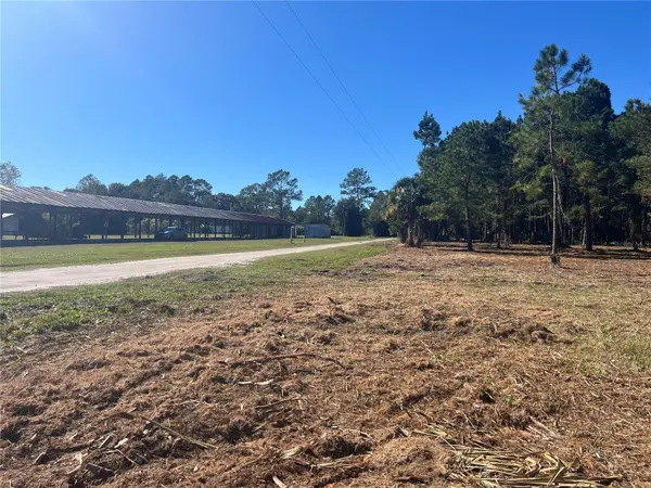 17802 US-301, Waldo, FL 32694