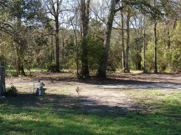 8576 OCALA AVE, Jacksonville, FL 32220