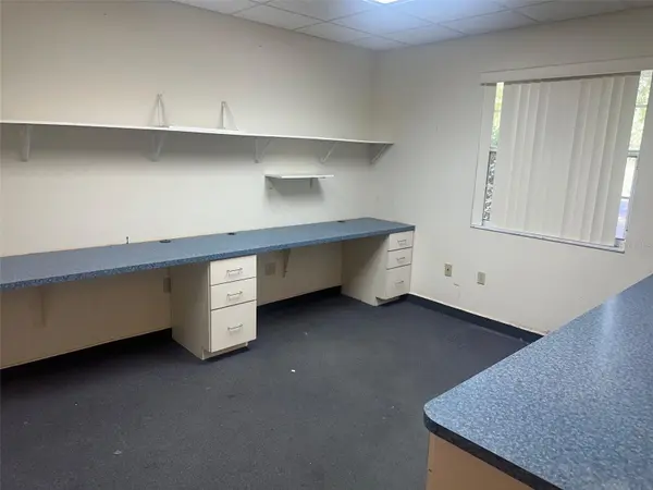 4611 NW 53RD AVE, Gainesville, FL 32653