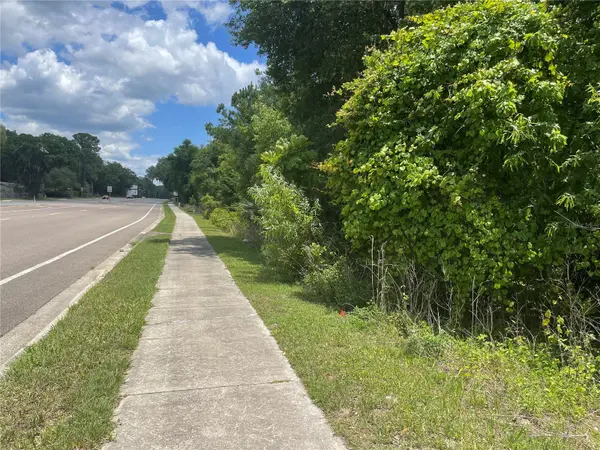 000 SE HAWTHORNE RD, Hawthorne, FL 32640