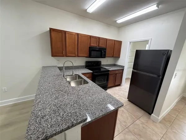 2945 SW 35TH PL #132, Gainesville, FL 32608