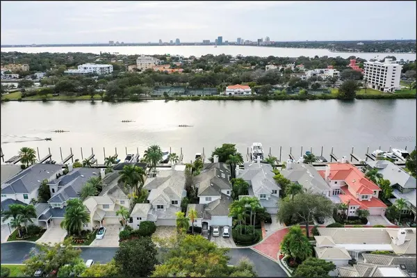 60 MARINER WAY #60, Tampa, FL 33602