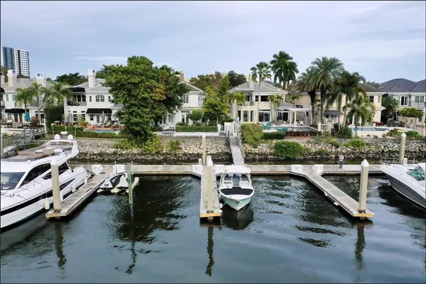 60 MARINER WAY #60, Tampa, FL 33602