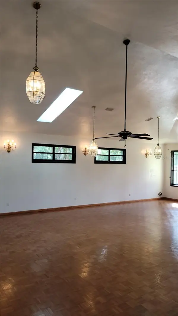 1014 SE 10TH ST, Gainesville, FL 32601